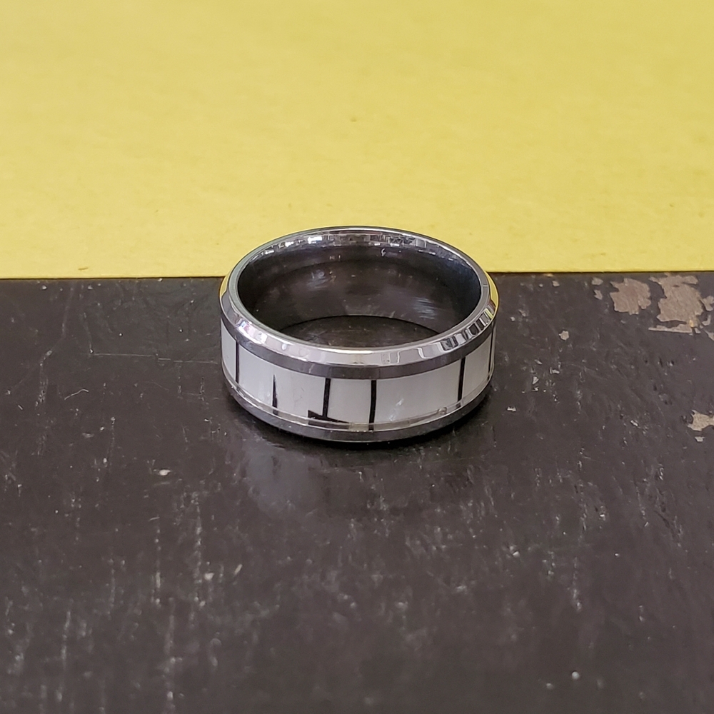 Enamal Stainless Steel Ring #28 size 7 - Picture 4 of 4